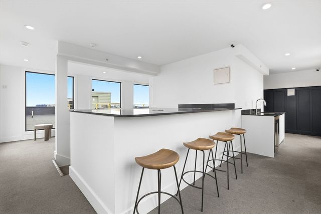 472 W Broadway 202, Boston, MA 02127