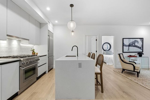 472 W Broadway 202, Boston, MA 02127
