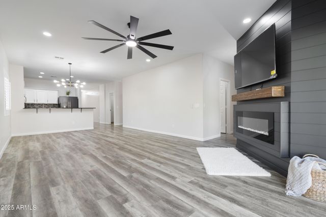 3716 W MEDINAH Way, Anthem, AZ 85086