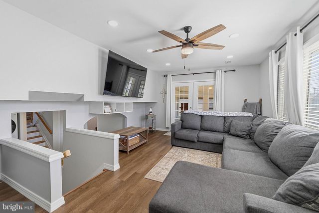 8 FALMOUTH RD, Hamilton, NJ 08620