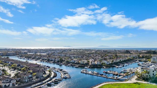 4282 Tradewinds Drive, Oxnard, CA 93035