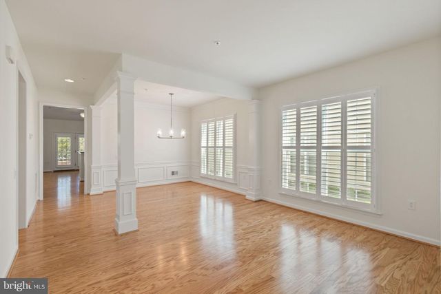 33 DENISON ST, Fredericksburg, VA 22406