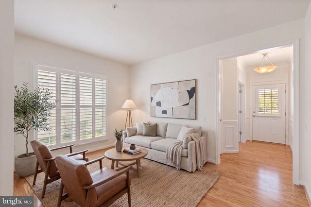 33 DENISON ST, Fredericksburg, VA 22406