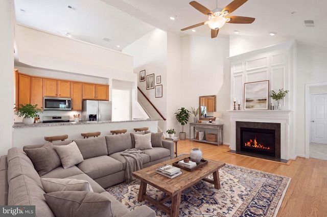 33 DENISON ST, Fredericksburg, VA 22406