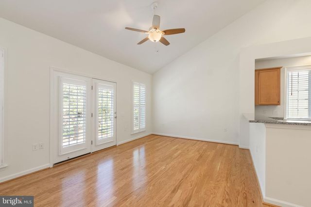 33 DENISON ST, Fredericksburg, VA 22406