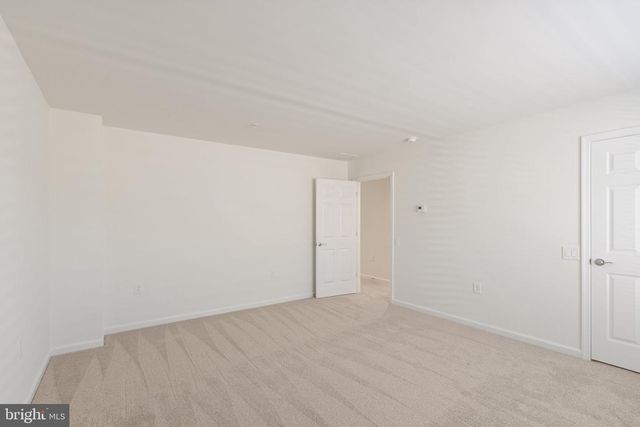 33 DENISON ST, Fredericksburg, VA 22406