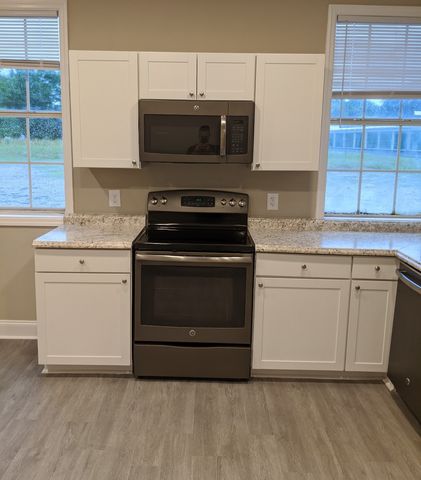 1721 Pleasant Grove Rd, Westmoreland, TN 37186