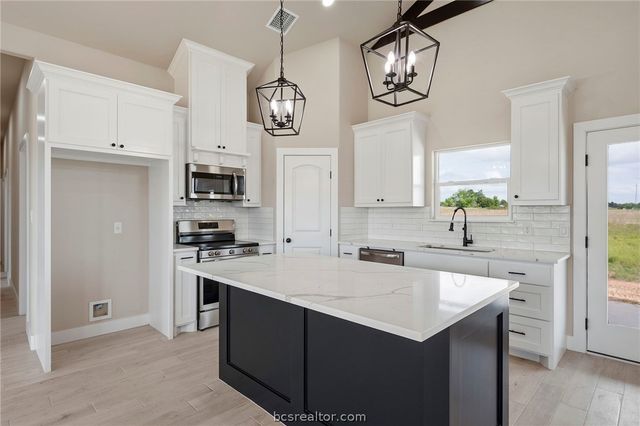 4378 Collton Lane, Franklin, TX 77856