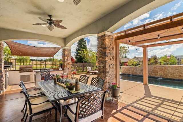 112 Glen View Ct, Copperopolis, CA 95228