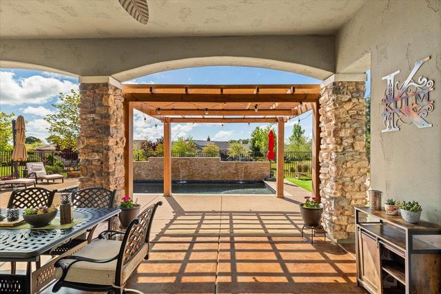 112 Glen View Ct, Copperopolis, CA 95228