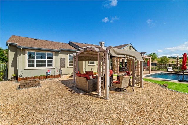 112 Glen View Ct, Copperopolis, CA 95228