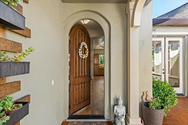 112 Glen View Ct, Copperopolis, CA 95228