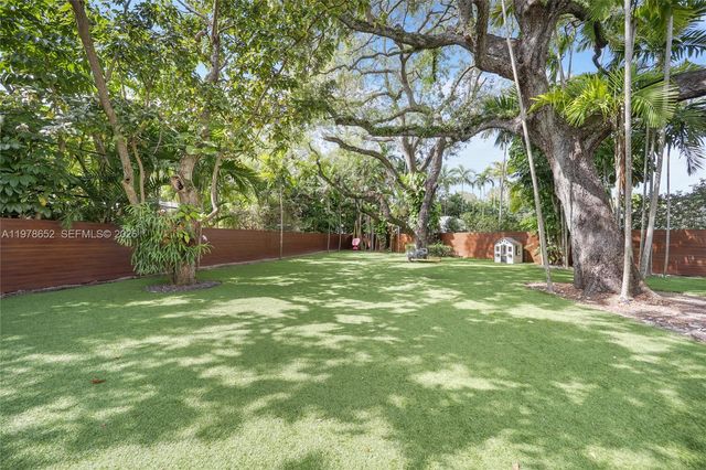 56 Samana Dr, Miami, FL 33133