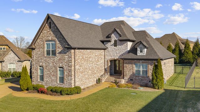 18 Beechwood Ct, Mount Juliet, TN 37122