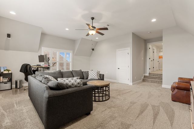 18 Beechwood Ct, Mount Juliet, TN 37122