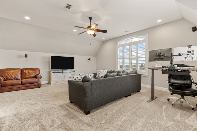 18 Beechwood Ct, Mount Juliet, TN 37122