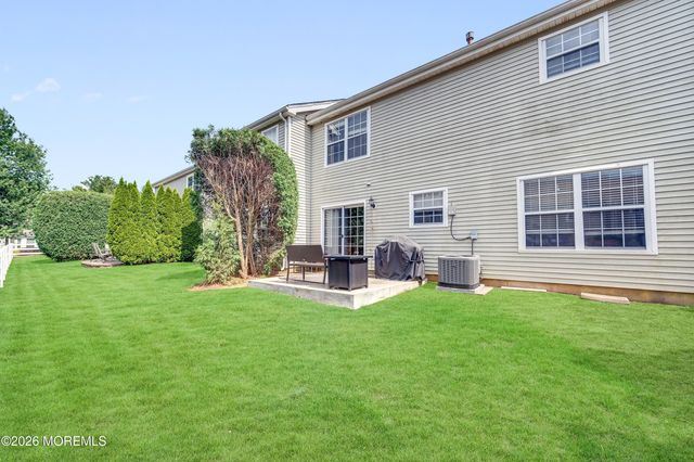 60 Perri Road, Freehold, NJ 07728