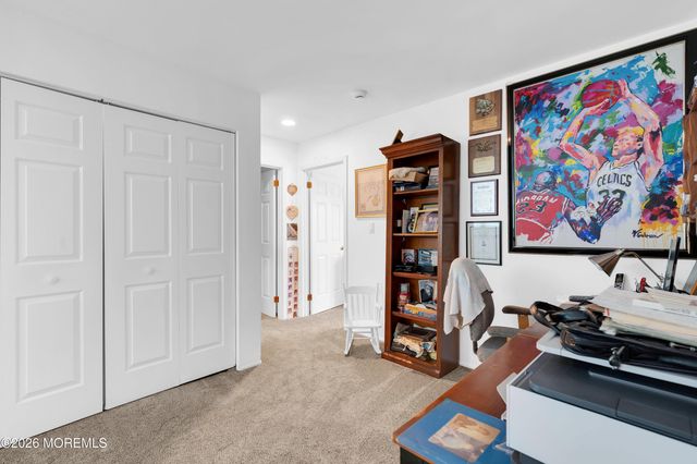 60 Perri Road, Freehold, NJ 07728