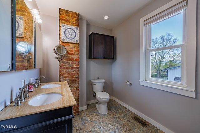 1503 Virginia Street, Johnson City, TN 37604