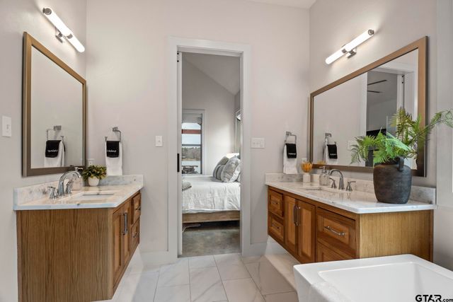 208 County Road 2129, Pittsburg, TX 75686