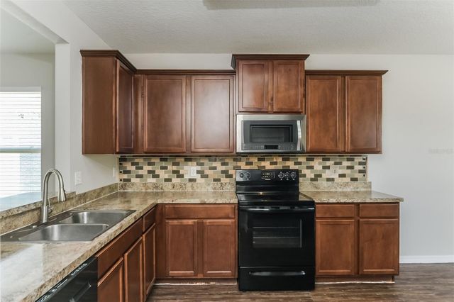 1580 TAMARIND ROAD, Davenport, FL 33896