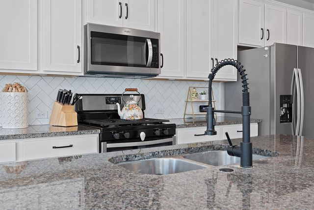209 Birkshire DR, Georgetown, TX 78626