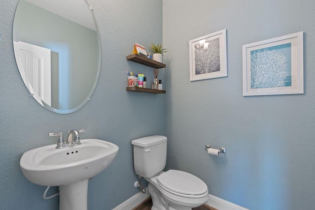 209 Birkshire DR, Georgetown, TX 78626