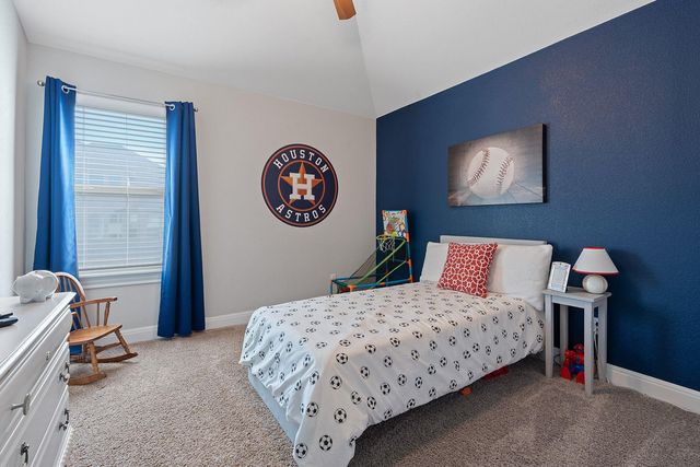209 Birkshire DR, Georgetown, TX 78626