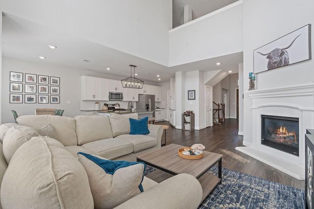 209 Birkshire DR, Georgetown, TX 78626