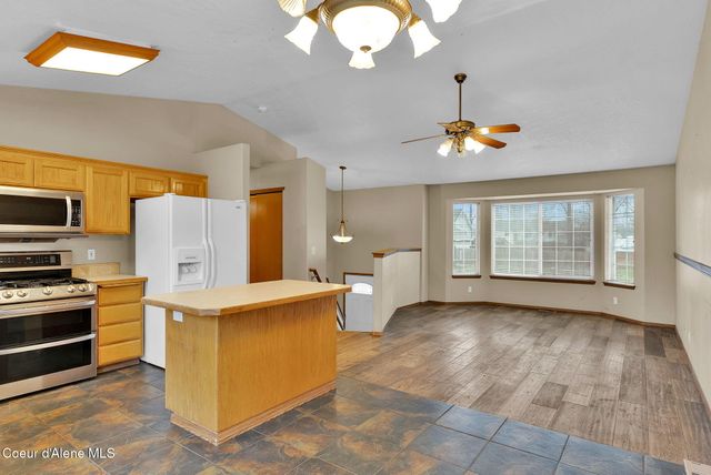 8561 W Nebraska ST, Rathdrum, ID 83858