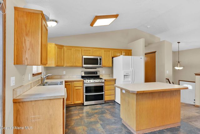 8561 W Nebraska ST, Rathdrum, ID 83858