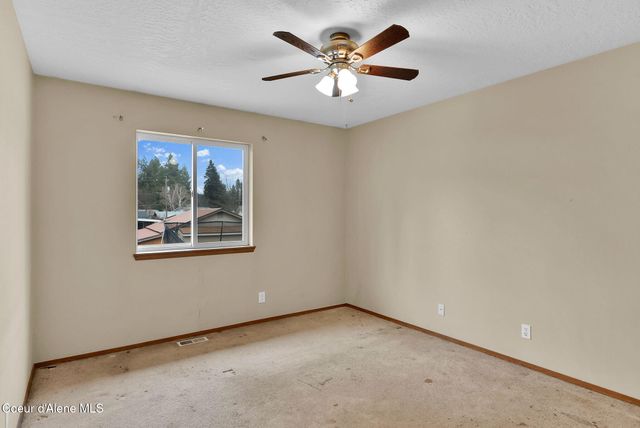 8561 W Nebraska ST, Rathdrum, ID 83858