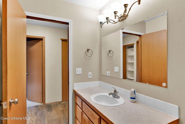 8561 W Nebraska ST, Rathdrum, ID 83858