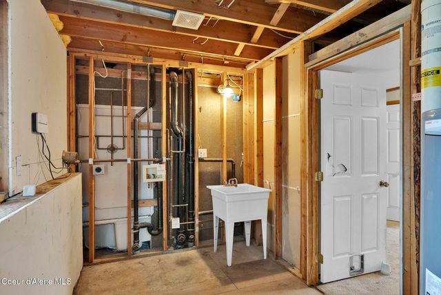 8561 W Nebraska ST, Rathdrum, ID 83858