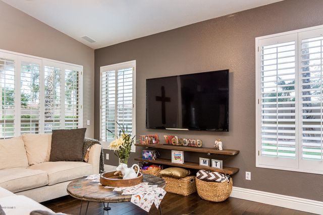 1471 W Bartlett Way, Chandler, AZ 85248