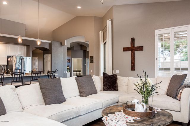 1471 W Bartlett Way, Chandler, AZ 85248