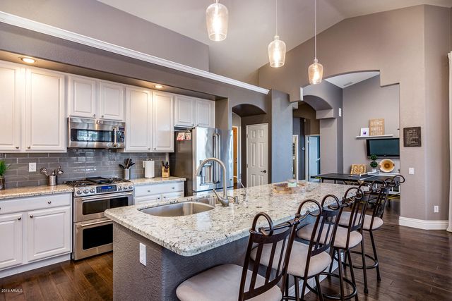 1471 W Bartlett Way, Chandler, AZ 85248