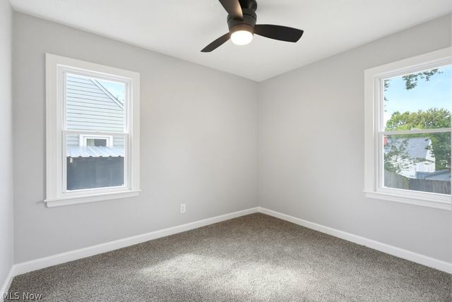 1696 Oakwood Avenue, Akron, OH 44301