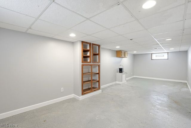 1696 Oakwood Avenue, Akron, OH 44301