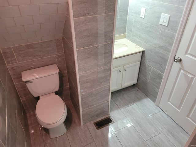 715 Vigo Street, Vincennes, IN 47591