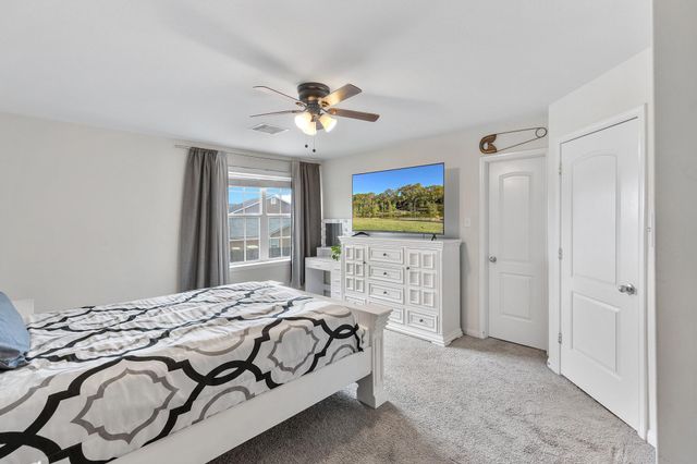 10035 Meadow Mill Forest Lane, Houston, TX 77044