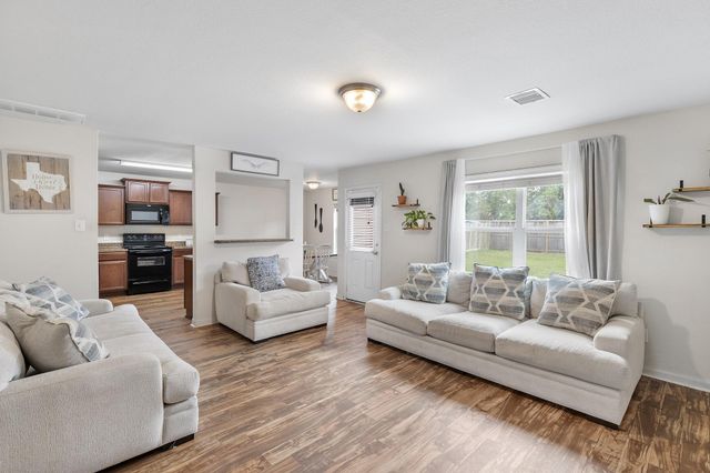 10035 Meadow Mill Forest Lane, Houston, TX 77044