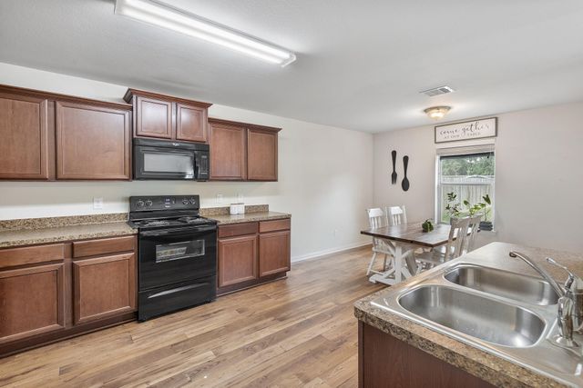 10035 Meadow Mill Forest Lane, Houston, TX 77044