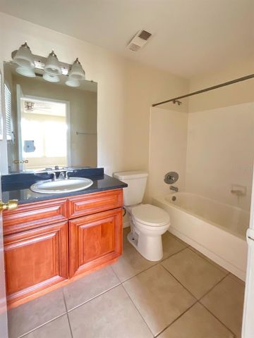 6148 WESTGATE DRIVE 302, Orlando, FL 32835