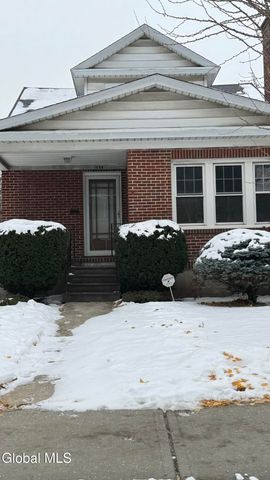 1058 Washington Avenue 2, Albany, NY 12203