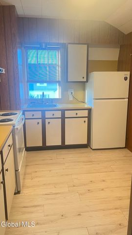 1058 Washington Avenue 2, Albany, NY 12203