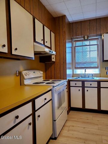 1058 Washington Avenue 2, Albany, NY 12203