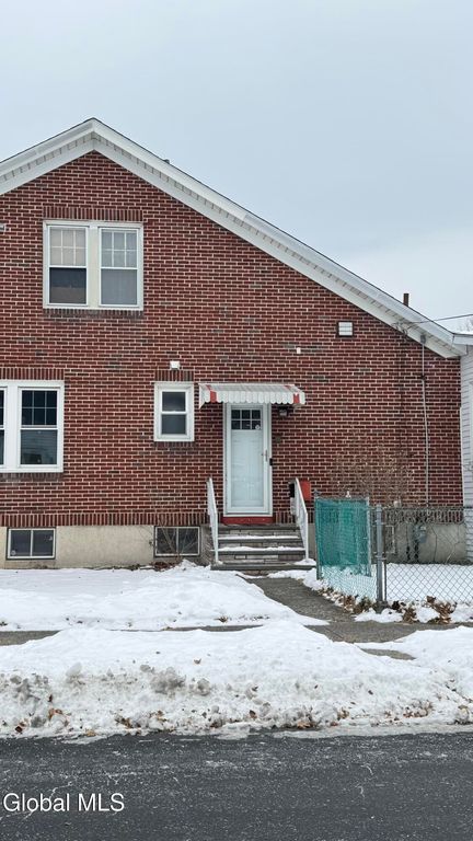 1058 Washington Avenue 2, Albany, NY 12203