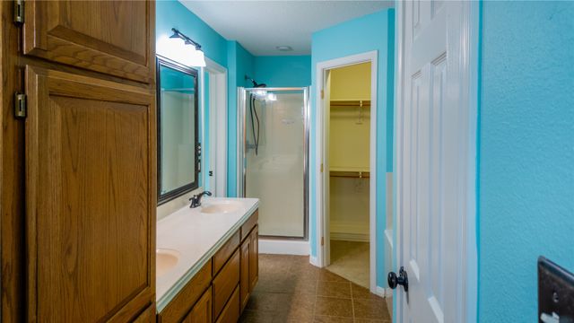 124 Topaz Circle, Hewitt, TX 76643