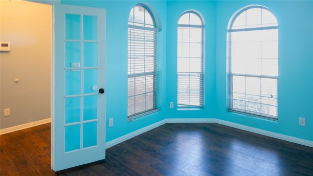 124 Topaz Circle, Hewitt, TX 76643